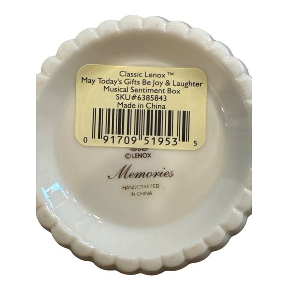 vintage Lenox Musical Sentiment Box Ceramic White & Gold Joy Laughter Handcrafte - Picture 5 of 11